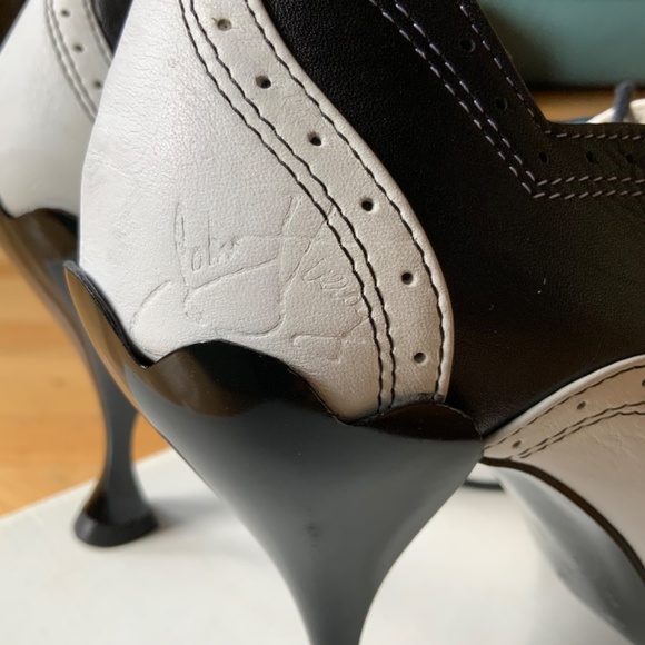 John Fluevog Mansfield Black White & Blue Leather Shoe Size 9 worn once indoors - Picture 11 of 15